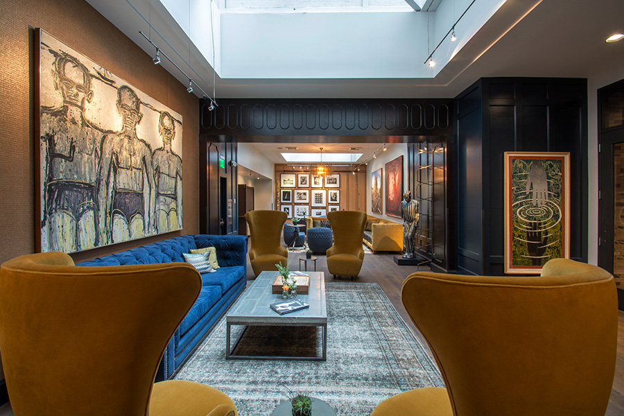 Lucia Lobby